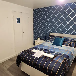 Gatwick Star Night - Gatwick Bed & Breakfast